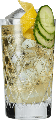 Hendrick's Gin Lunar Moonlight Buck cocktail